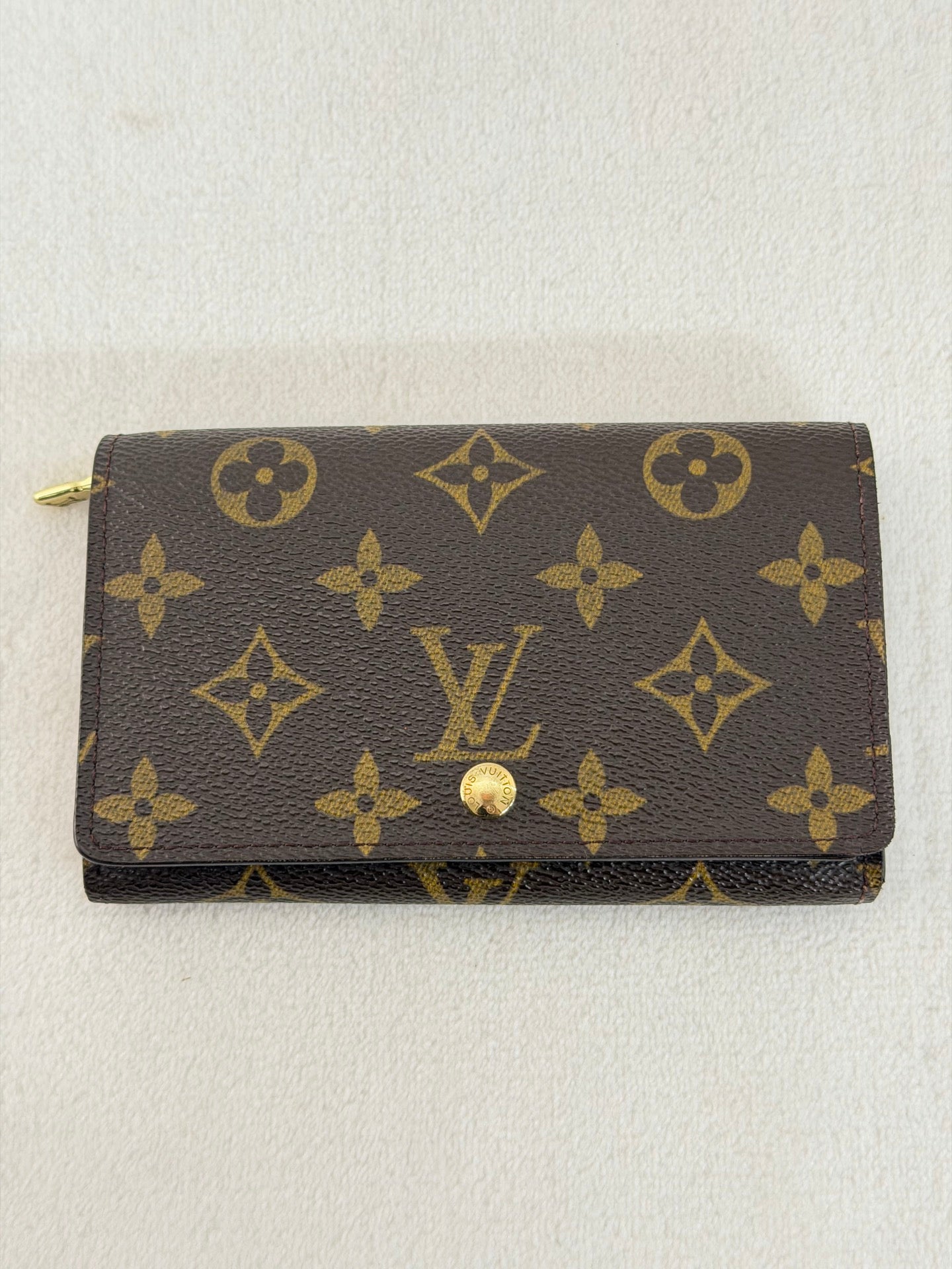 LOUIS VUITTON Monogram Bifold Wallet