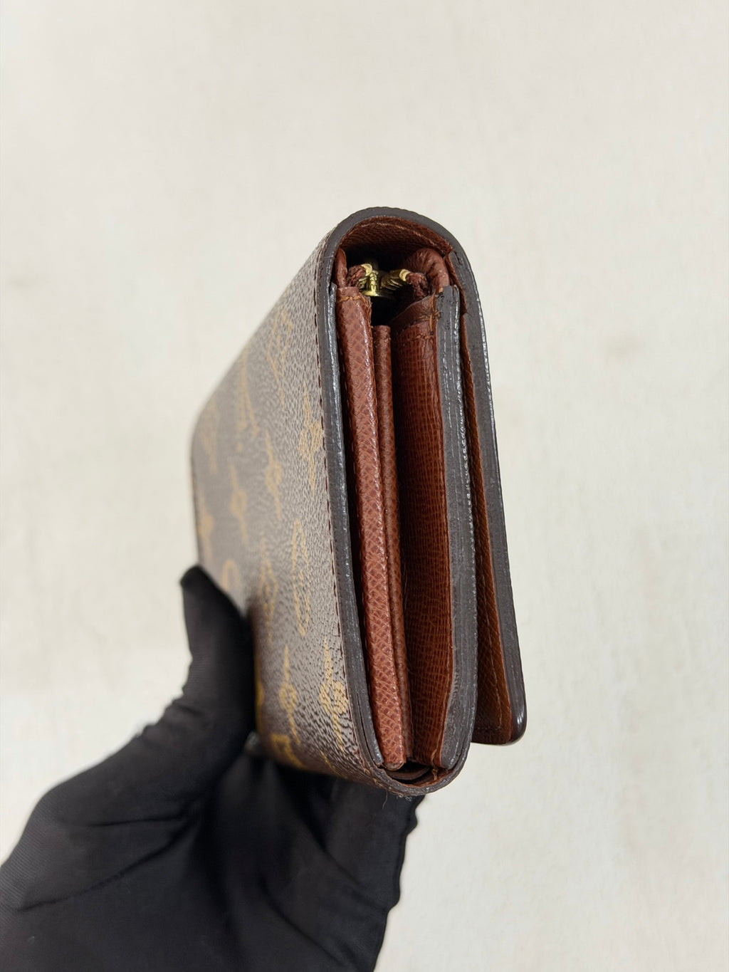 LOUIS VUITTON Monogram Bifold Wallet
