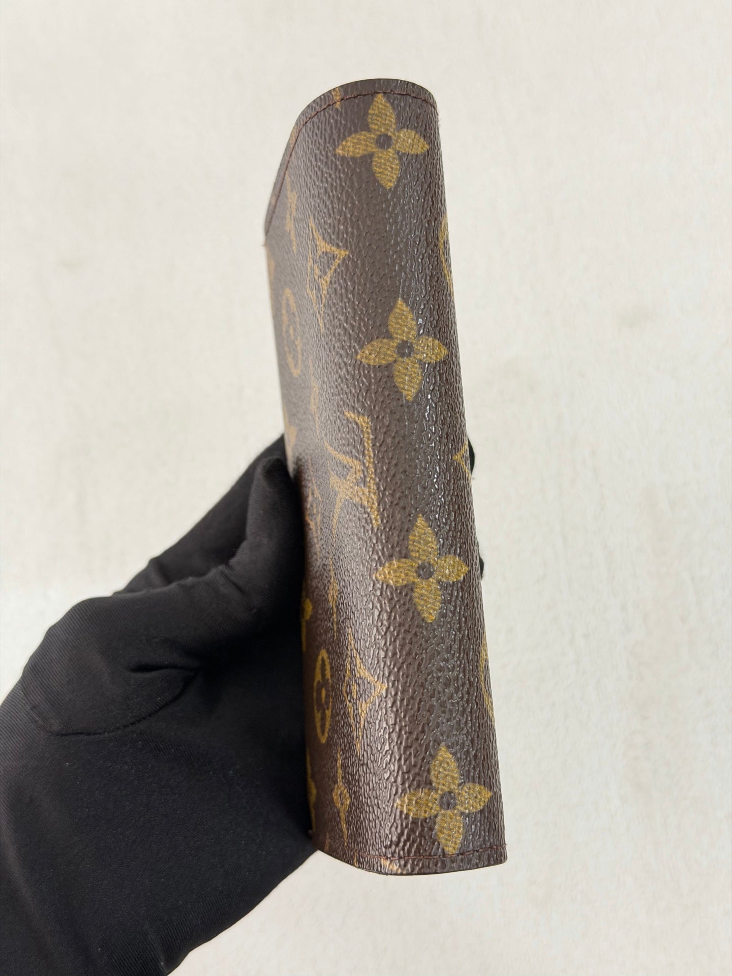 LOUIS VUITTON Monogram Bifold Wallet