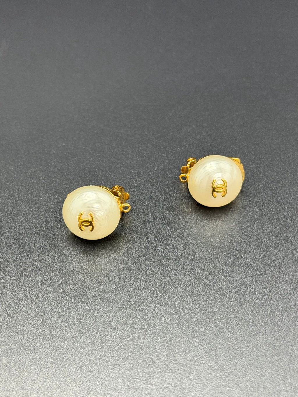 CHANEL Double-C Logo Pearl Clip On Earrings