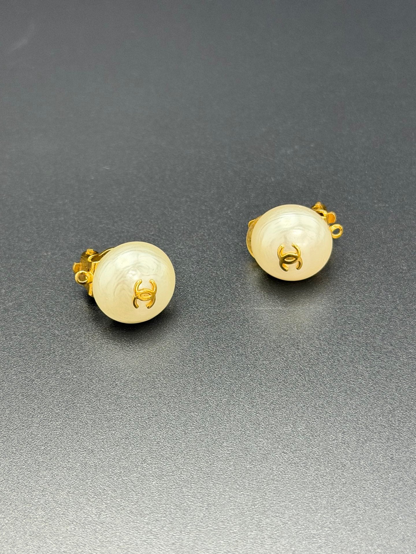 CHANEL Double-C Logo Pearl Clip On Earrings