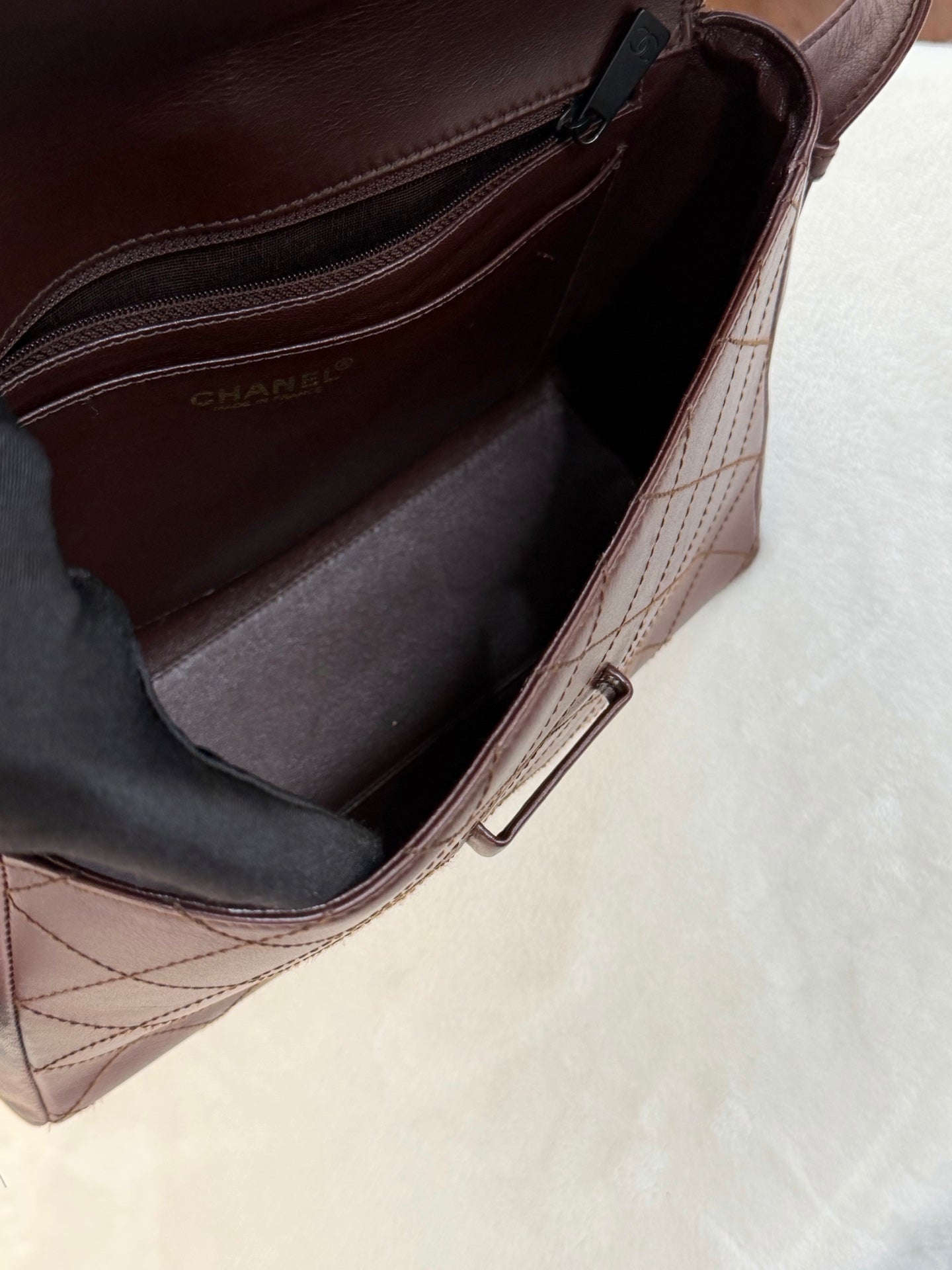 CHANEL Genuine Quilted Handbag