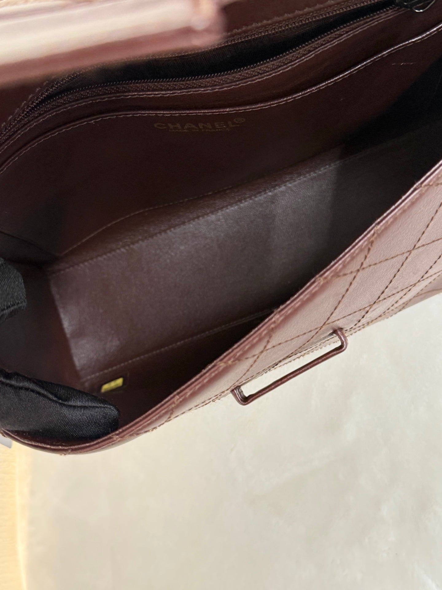 CHANEL Genuine Quilted Handbag
