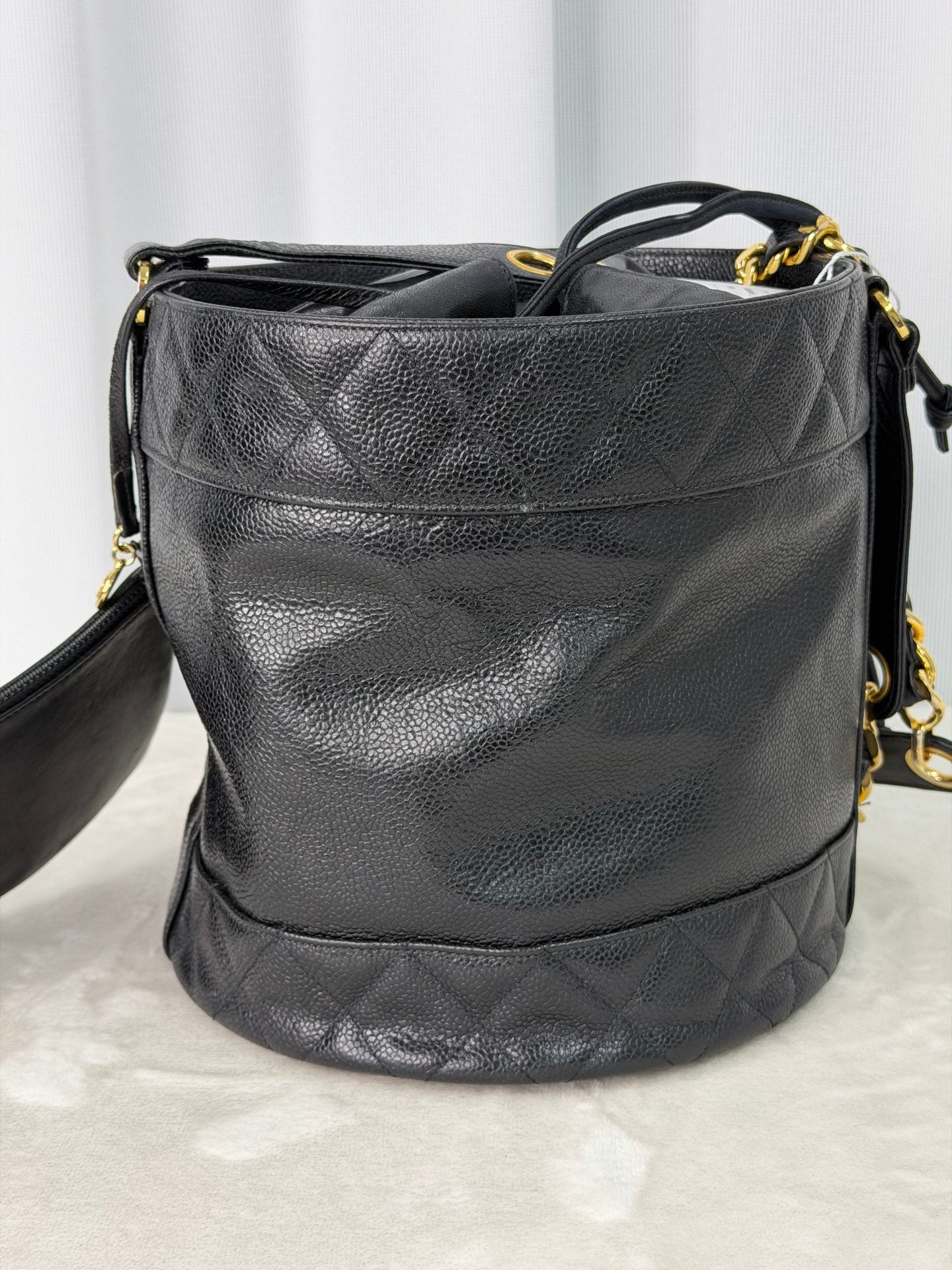 CHANEL Genuine Bucket Shoulderbag Set