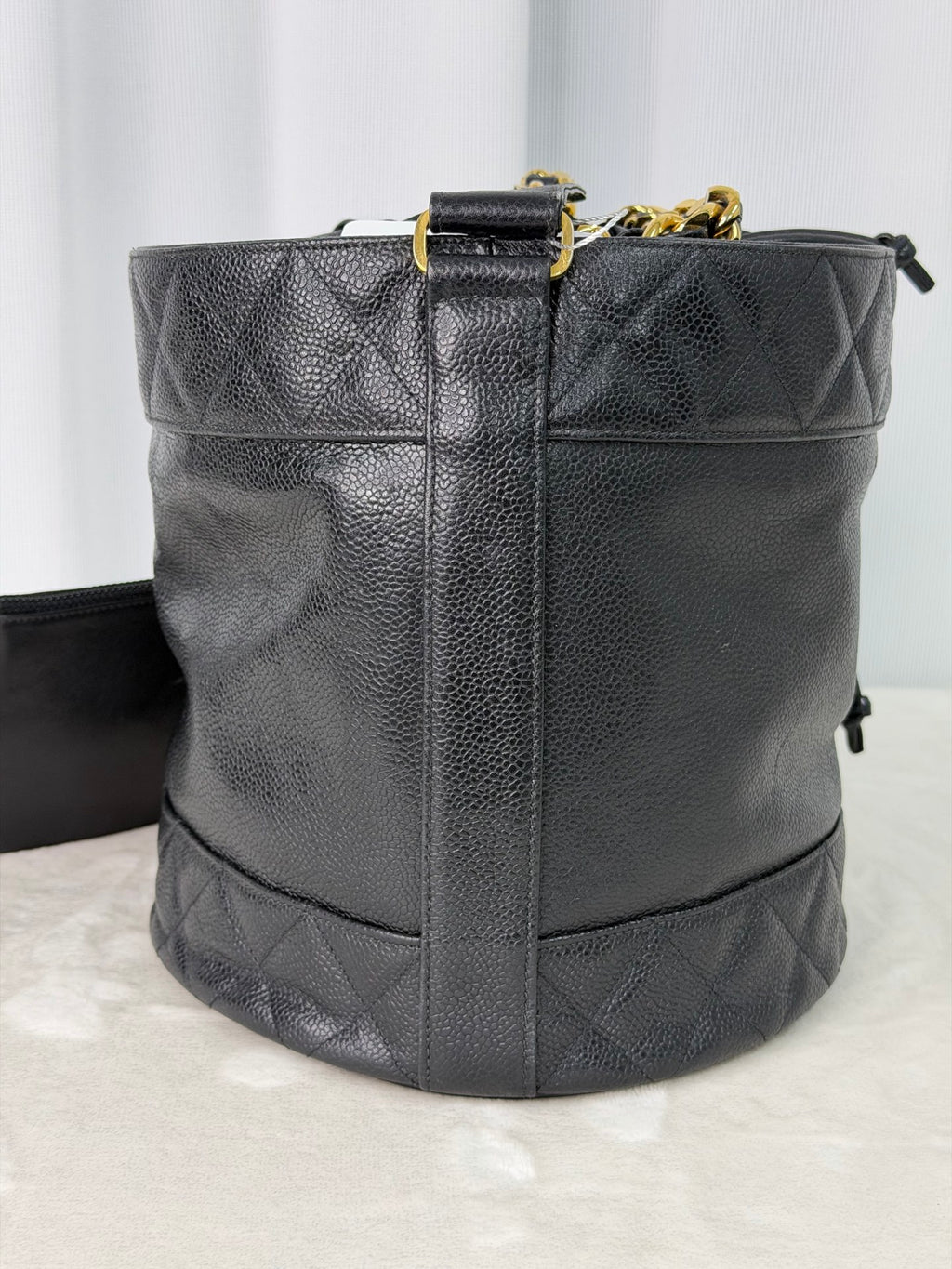 CHANEL Genuine Bucket Shoulderbag Set