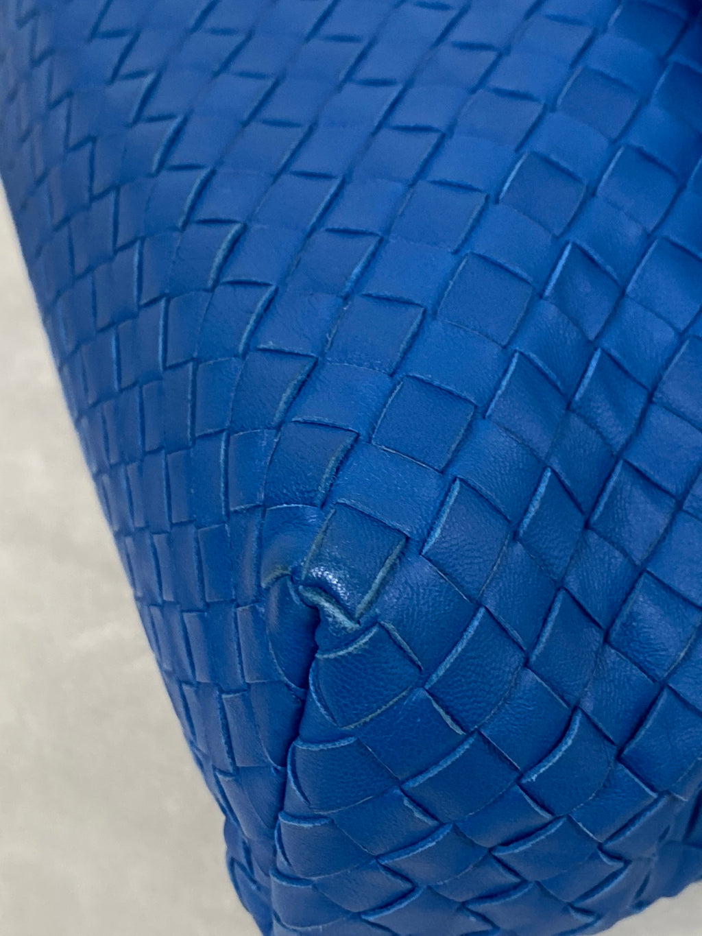 BOTTEGA VENETTA Intrecciato Shoulderbag