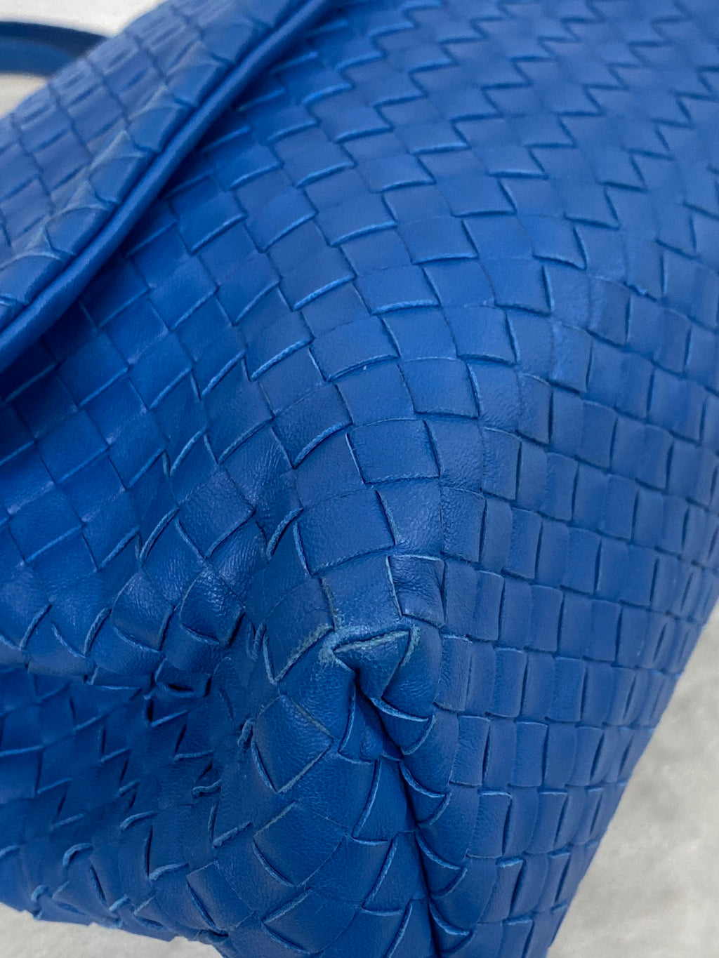 BOTTEGA VENETTA Intrecciato Shoulderbag