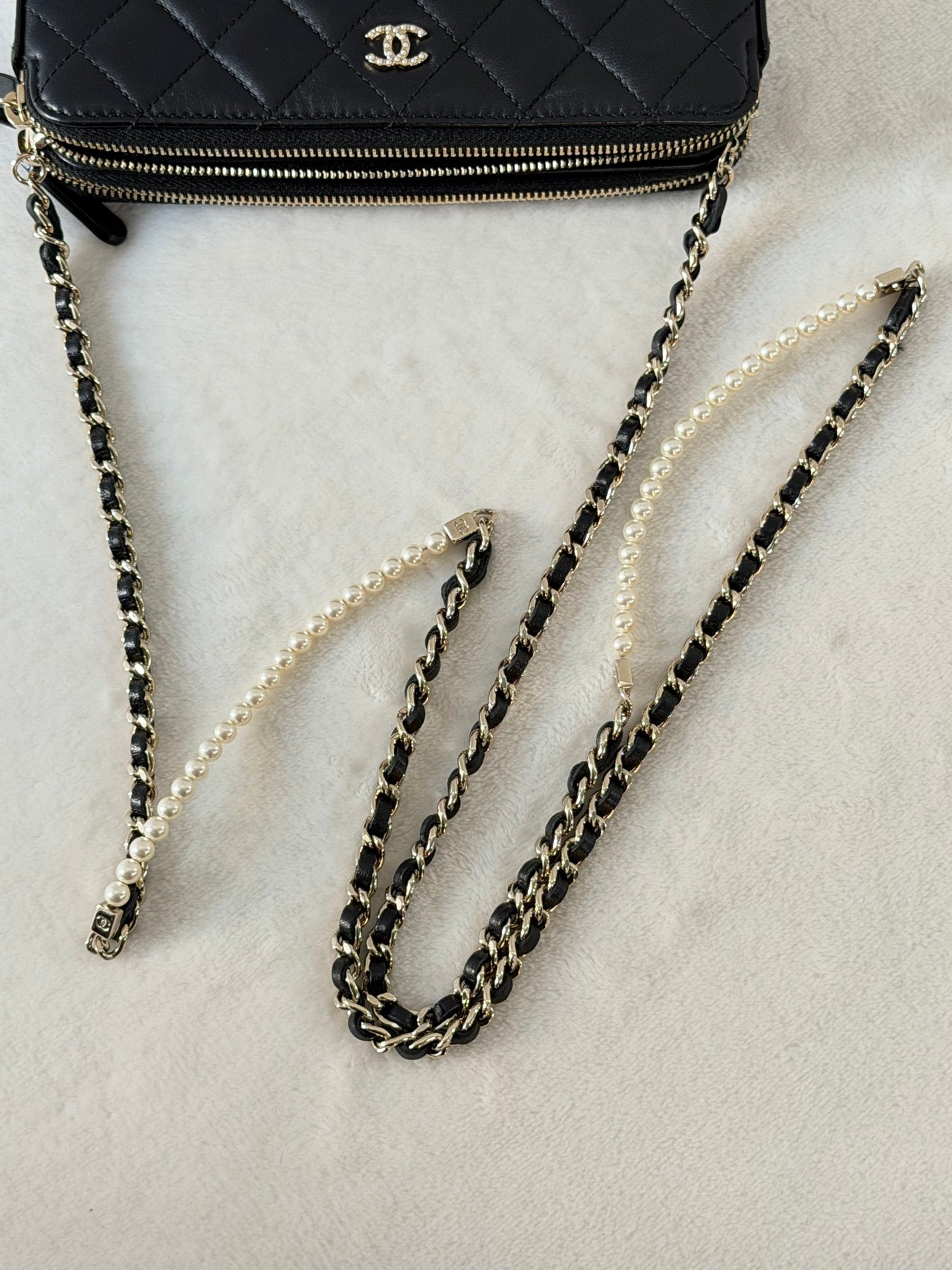 CHANEL WOC  Genuine ChainBag