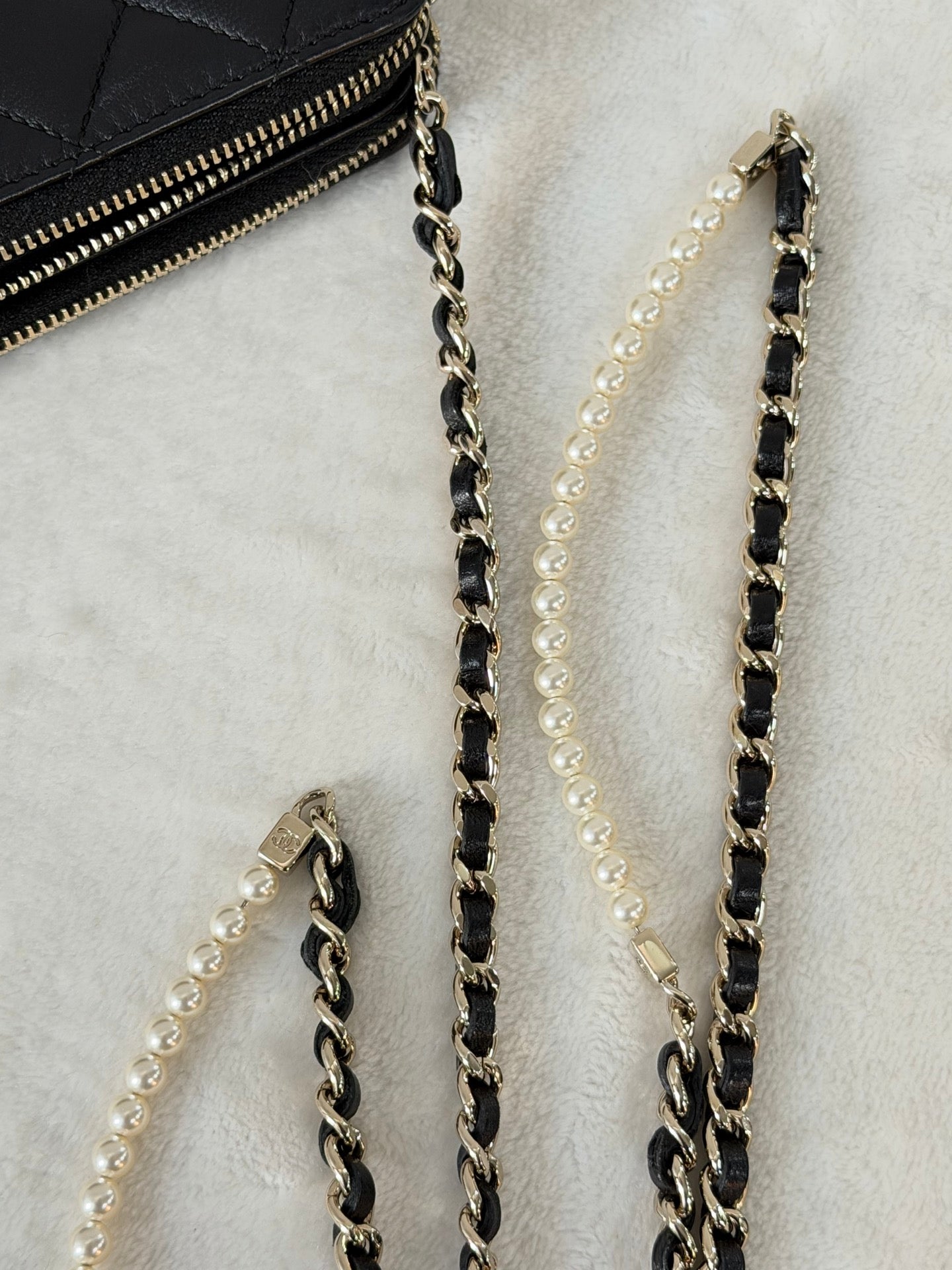 CHANEL WOC  Genuine ChainBag
