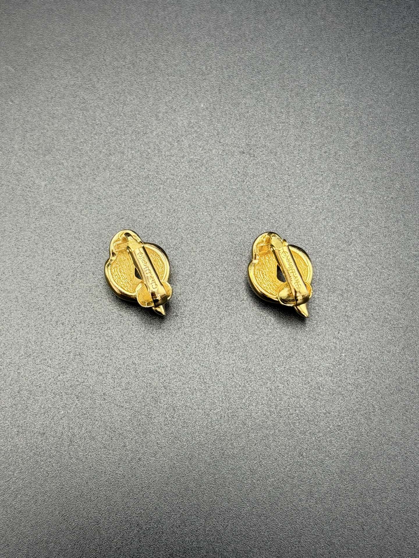 CHRISTIAN DIOR Rheinstone Clips On Earring