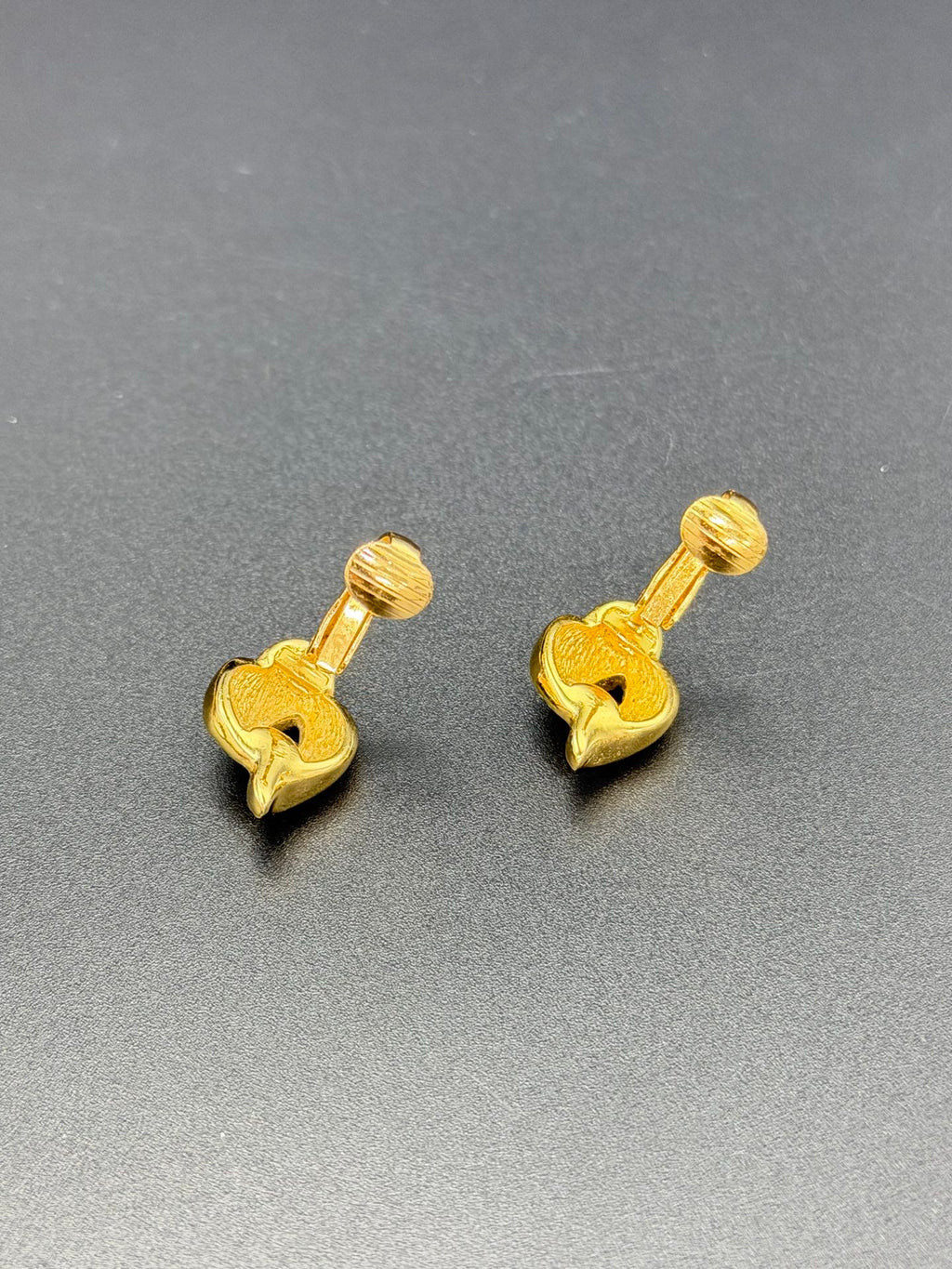 CHRISTIAN DIOR Rheinstone Clips On Earring