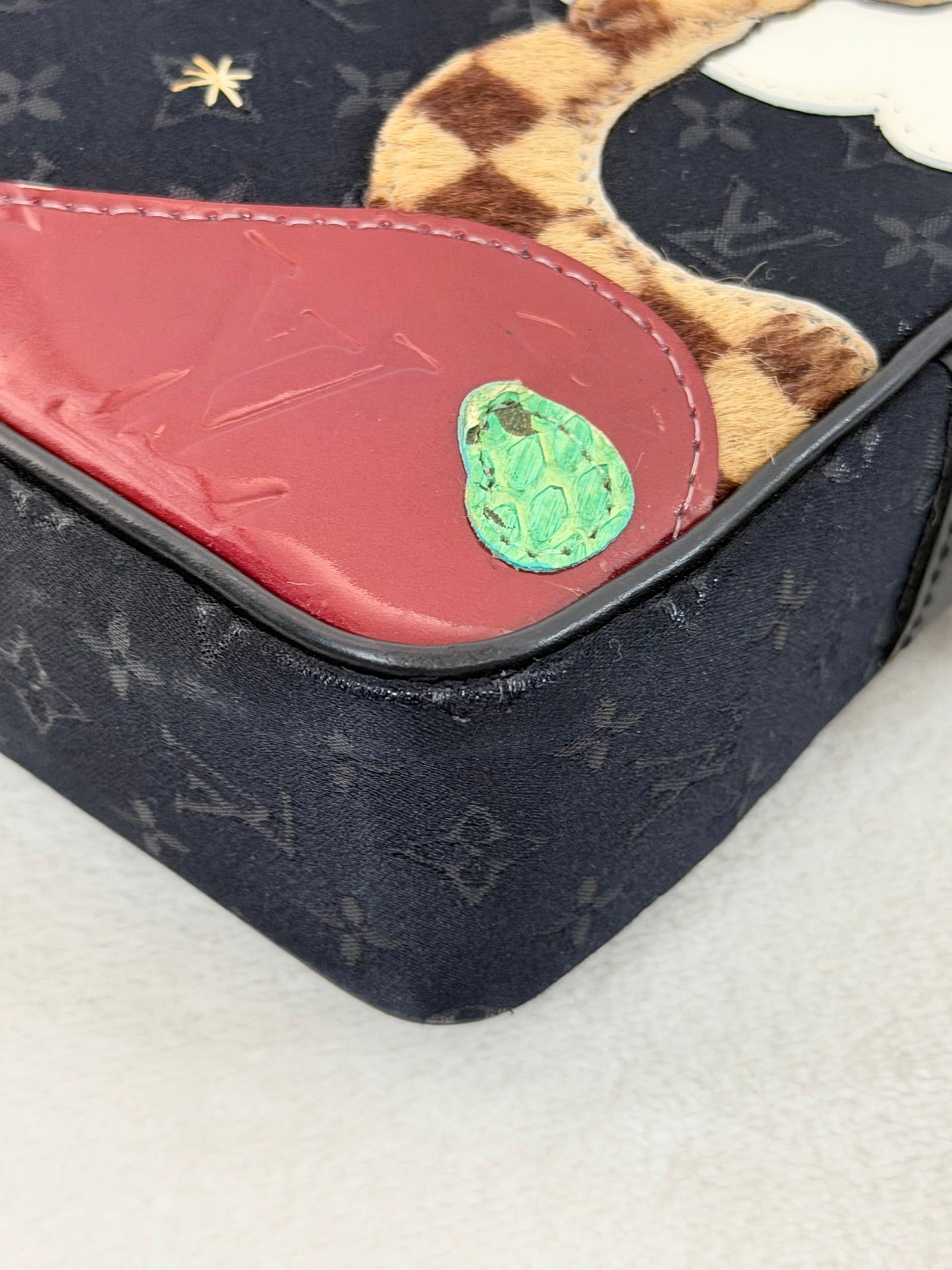 LOUIS VUITTON Conte de Fees Collection Limited Shoulderbag