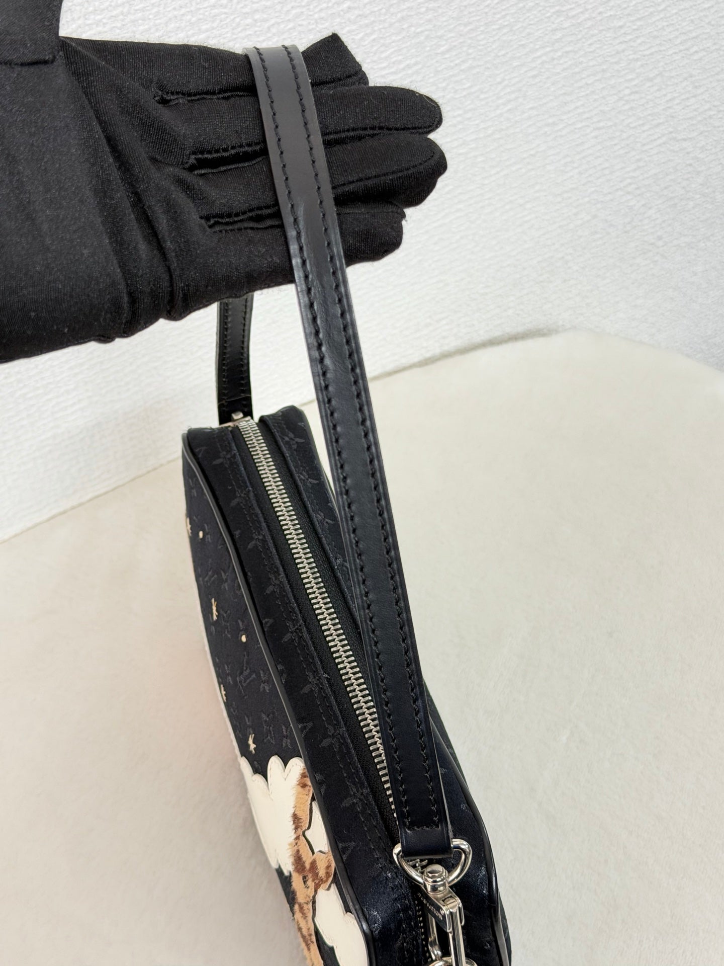 LOUIS VUITTON Conte de Fees Collection Limited Shoulderbag