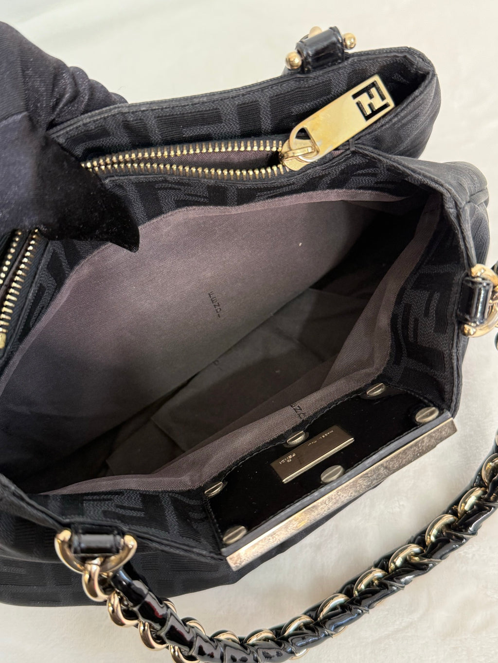 FENDI Zucca Chainbag