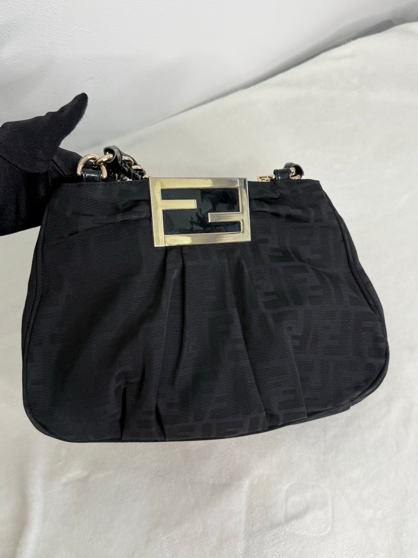 FENDI Zucca Chainbag