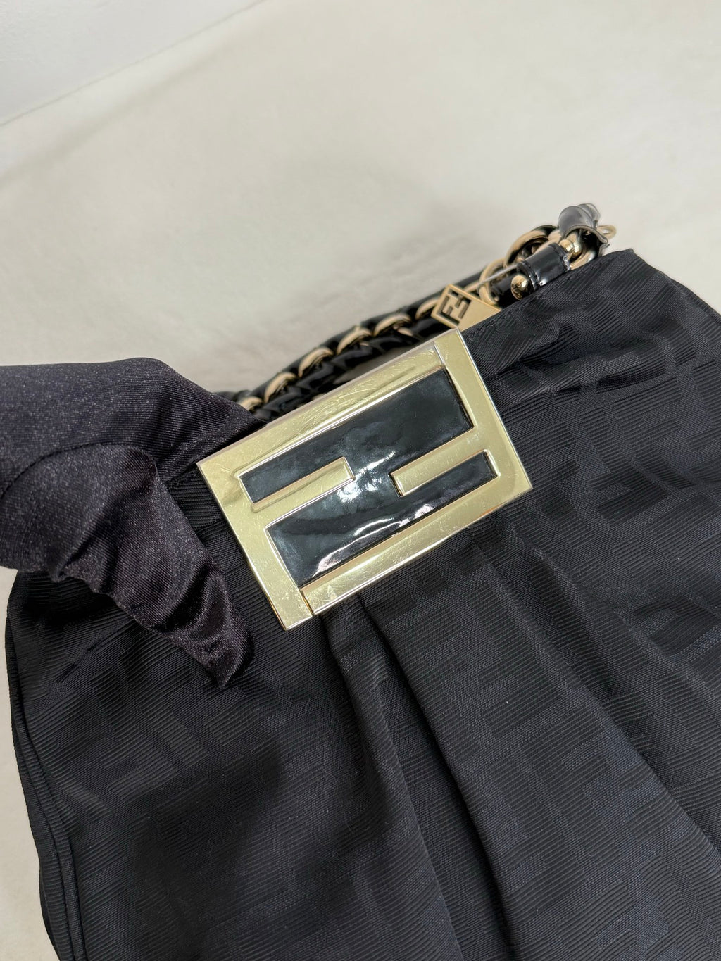 FENDI Zucca Chainbag