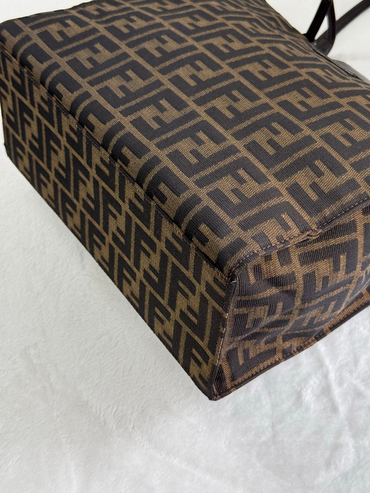 FENDI Score Bag Medium