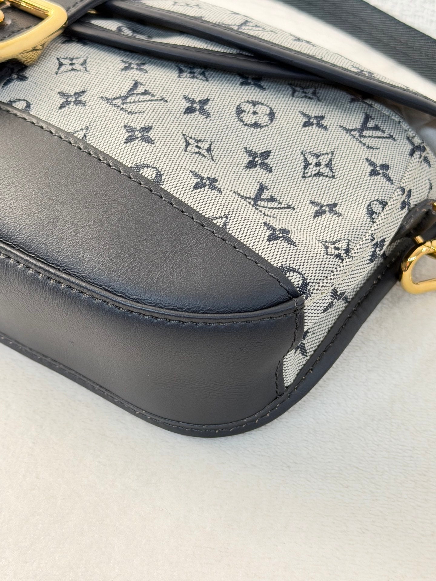 LOUIS VUITTON Denim Monogram Shoulderbag