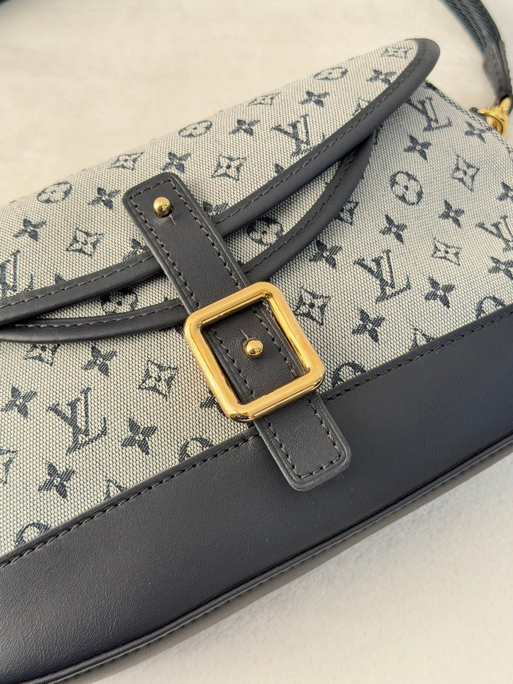 LOUIS VUITTON Denim Monogram Shoulderbag