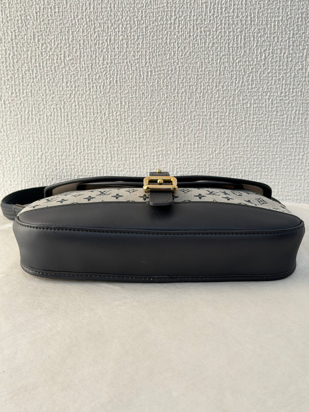 LOUIS VUITTON Denim Monogram Shoulderbag