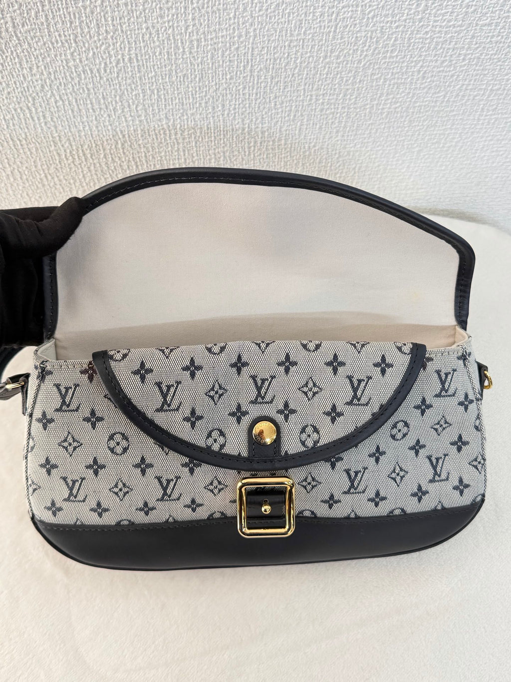 LOUIS VUITTON Denim Monogram Shoulderbag