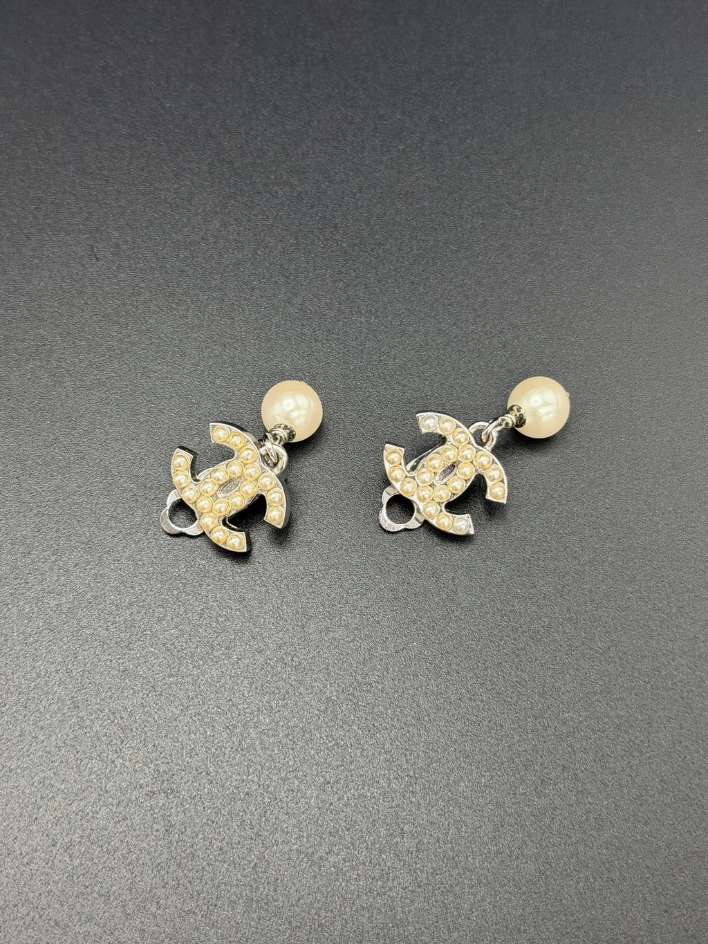 CHANEL Double-C Pearl 2WAY Earrings