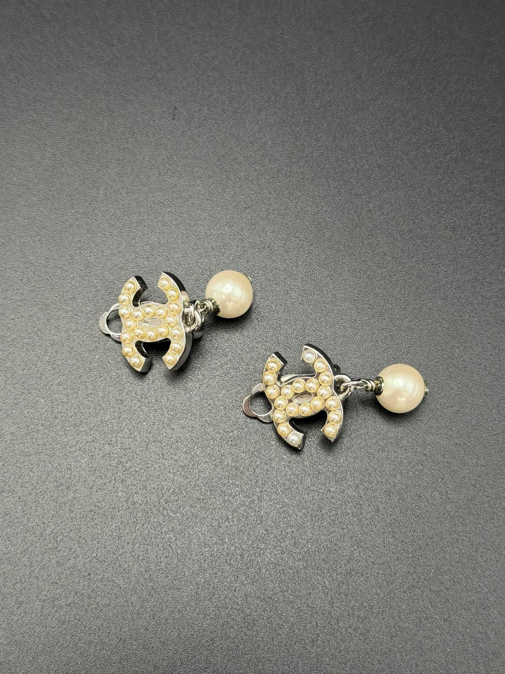 CHANEL Double-C Pearl 2WAY Earrings