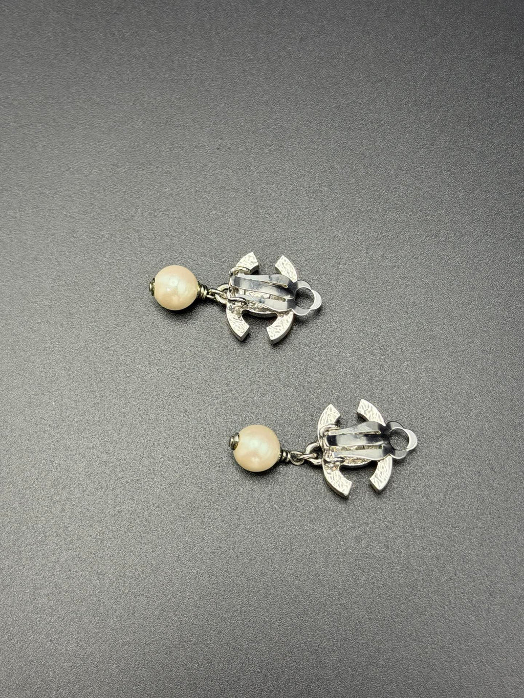 CHANEL Double-C Pearl 2WAY Earrings