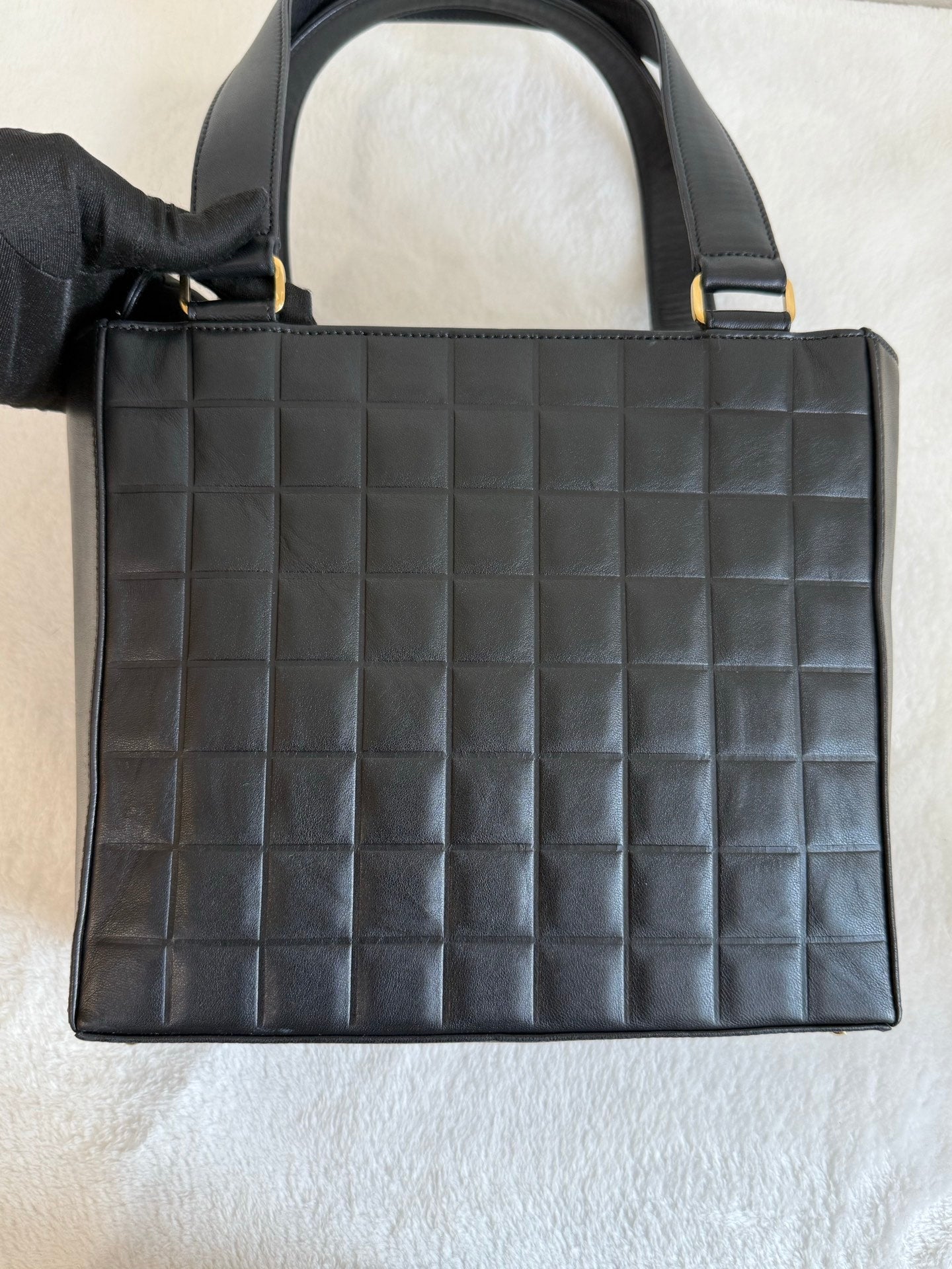 CHANEL Genine Ice Cube Handbag