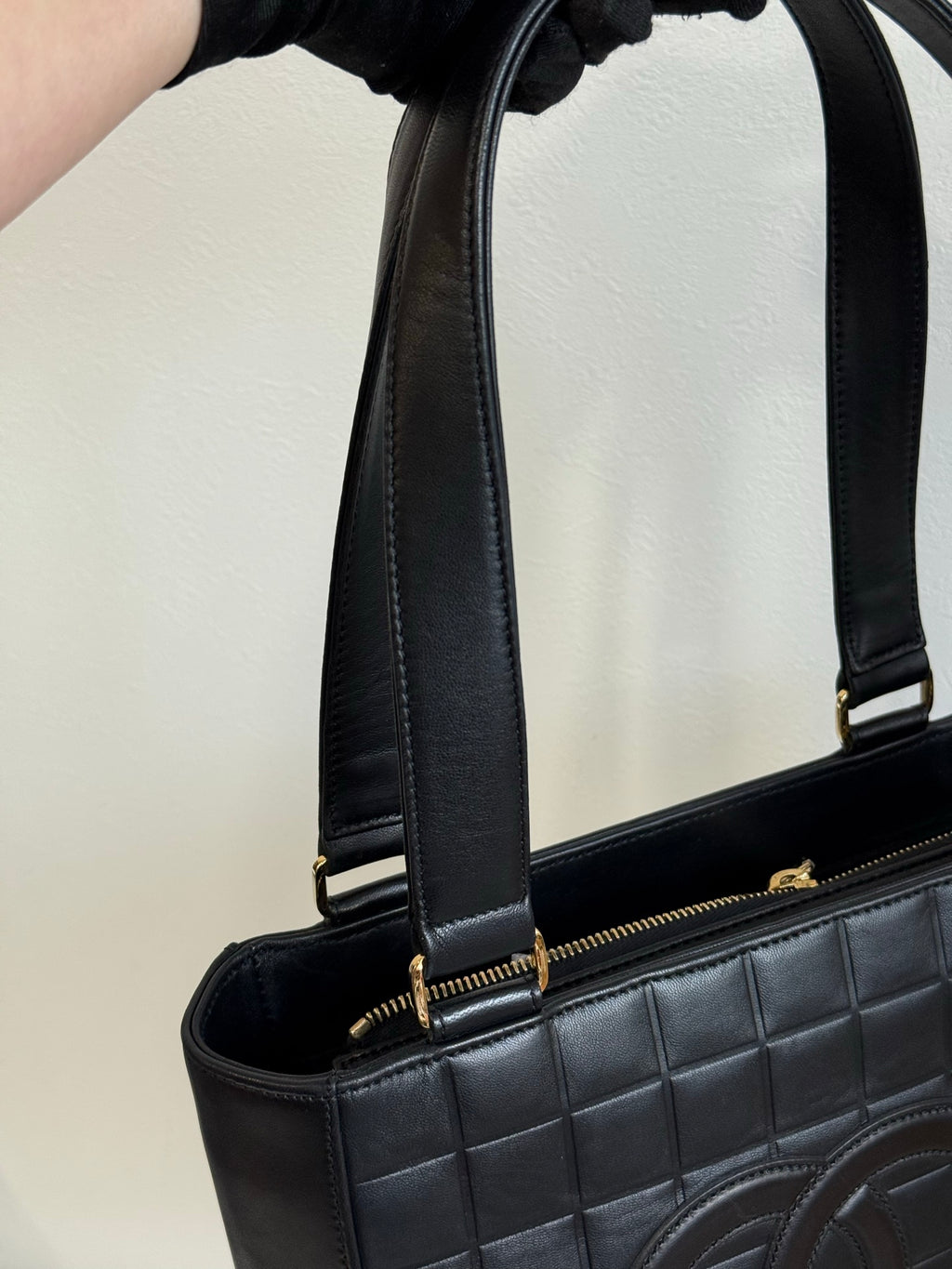 CHANEL Genine Ice Cube Handbag