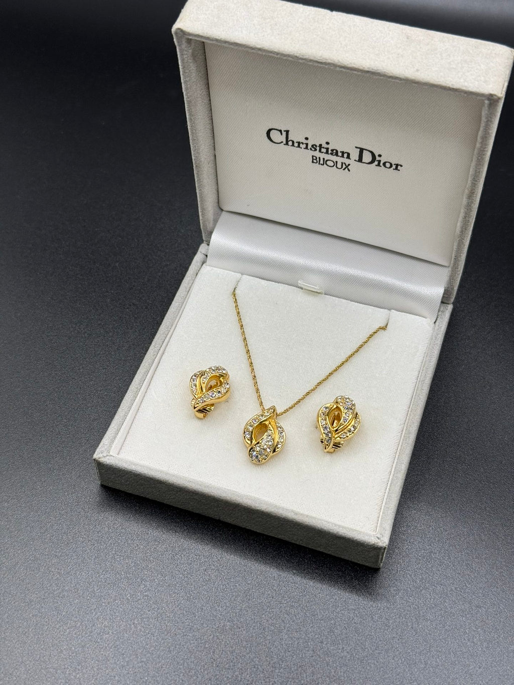 CHRISTIAN DIOR Necklace & Earring Set