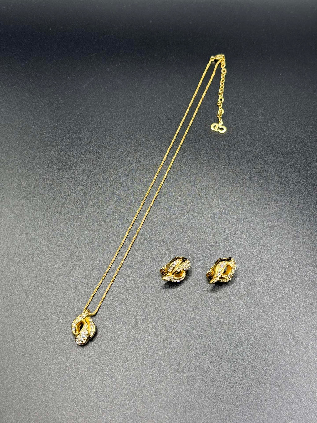 CHRISTIAN DIOR Necklace & Earring Set