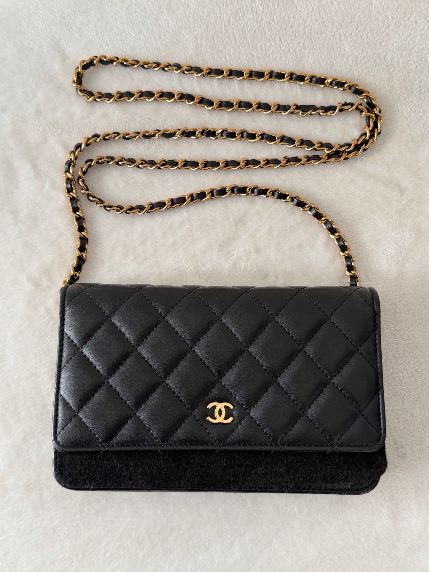 CHANEL Genuine Quilted Chainbag WOC