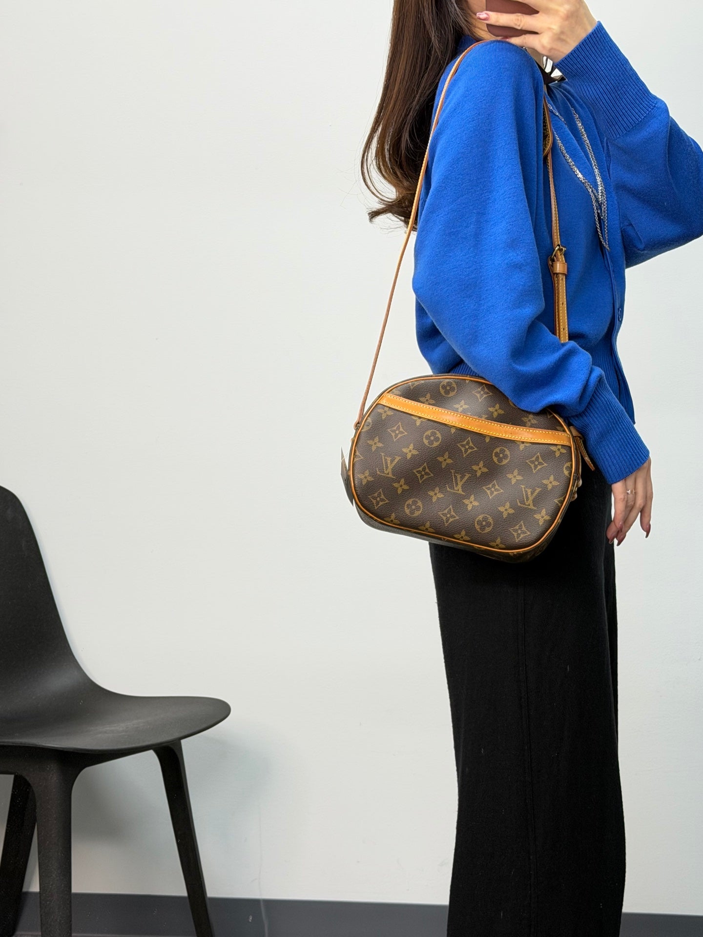 LOUIS VUITTON Monogram Alma BB Shoulderbag