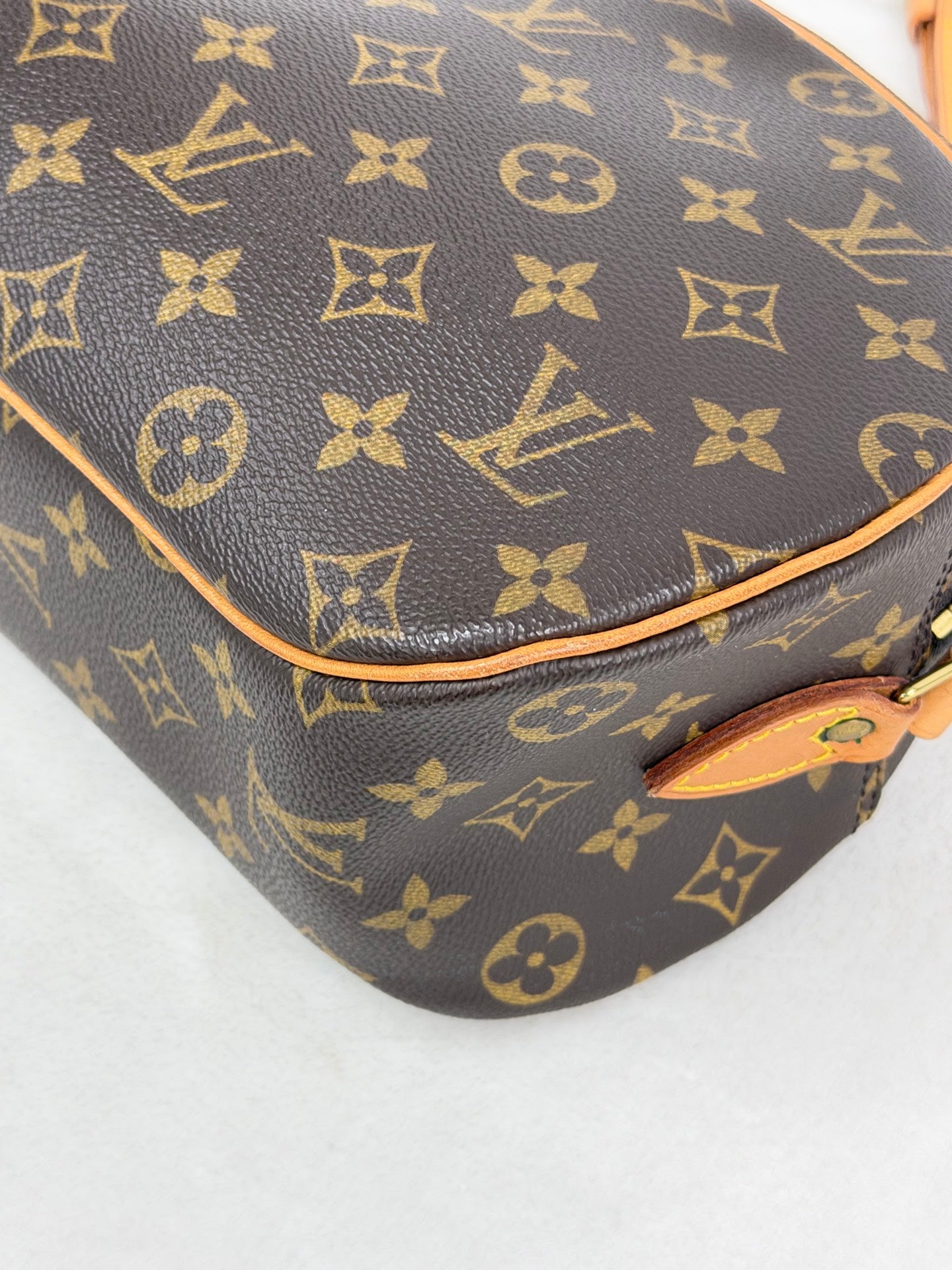 LOUIS VUITTON Monogram Alma BB Shoulderbag