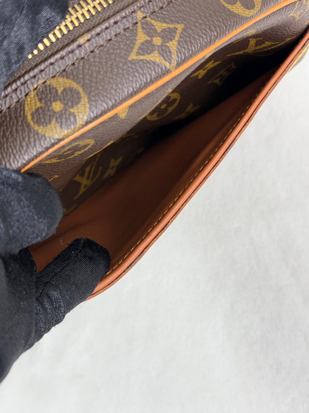 LOUIS VUITTON Monogram Alma BB Shoulderbag