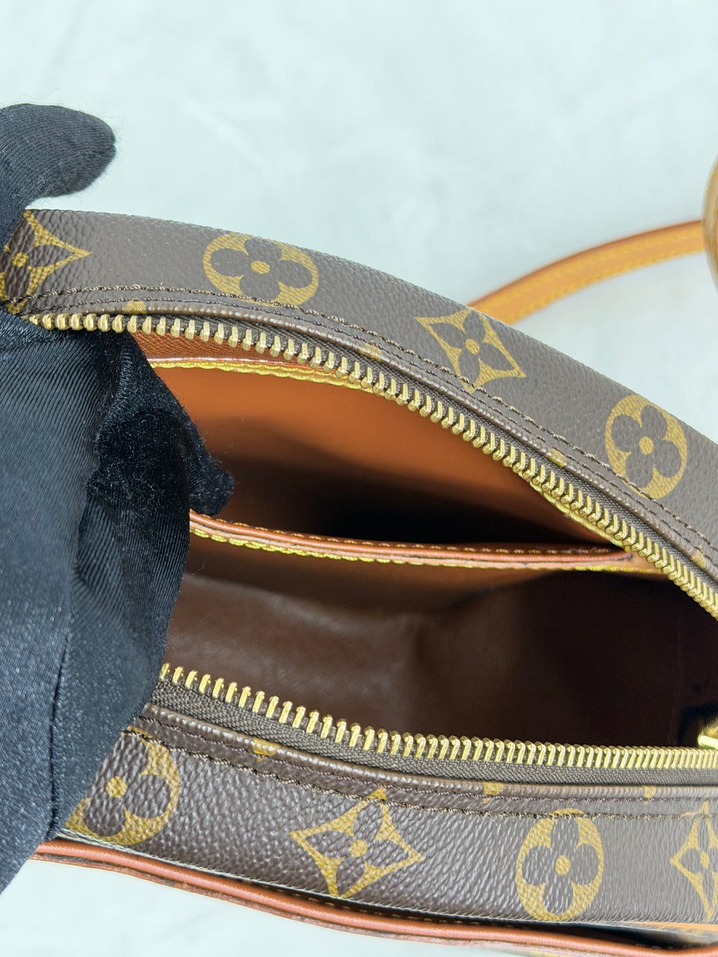 LOUIS VUITTON Monogram Alma BB Shoulderbag