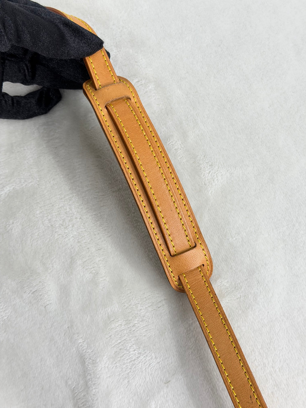 LOUIS VUITTON Monogram Alma BB Shoulderbag