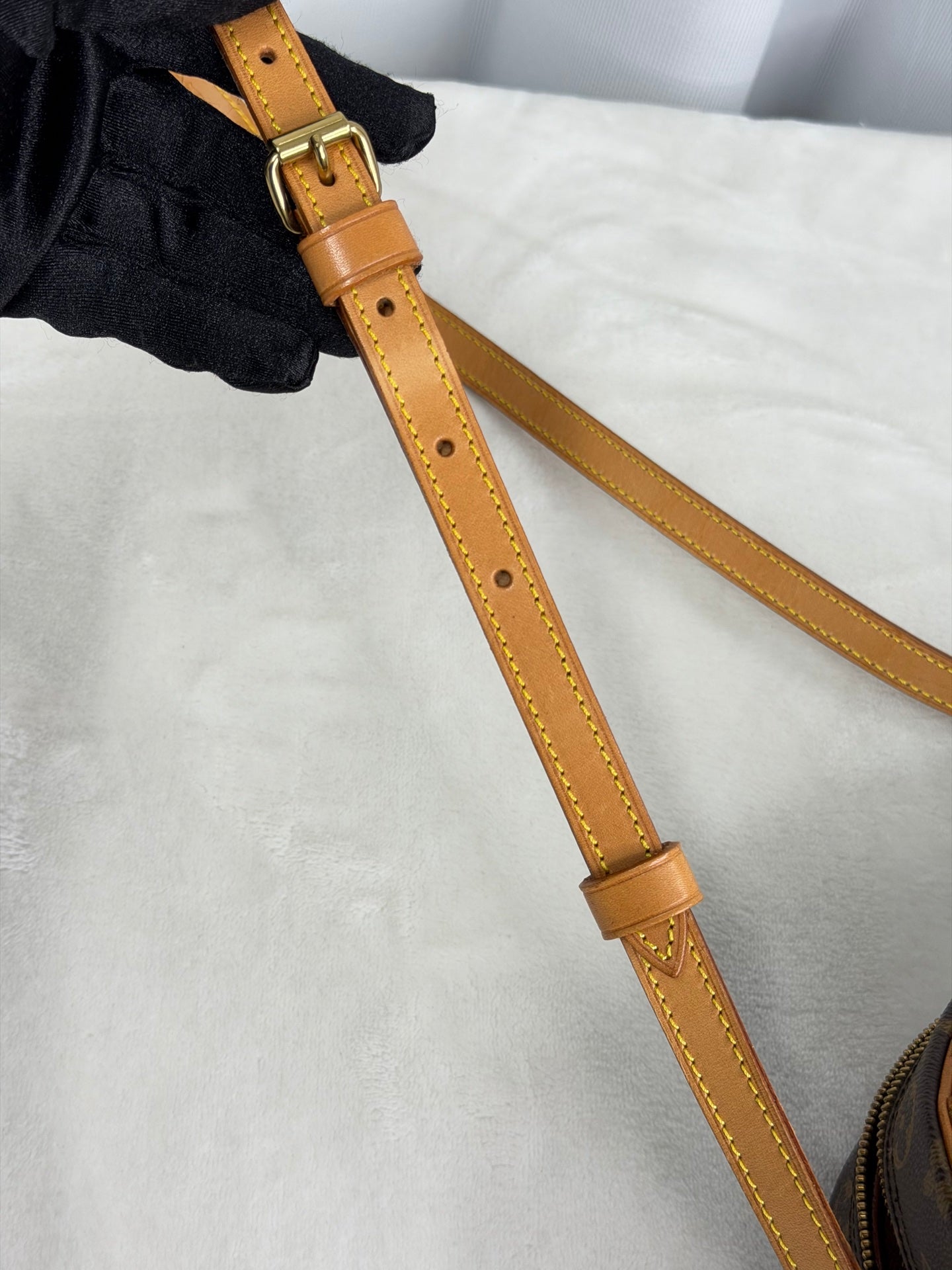 LOUIS VUITTON Monogram Alma BB Shoulderbag