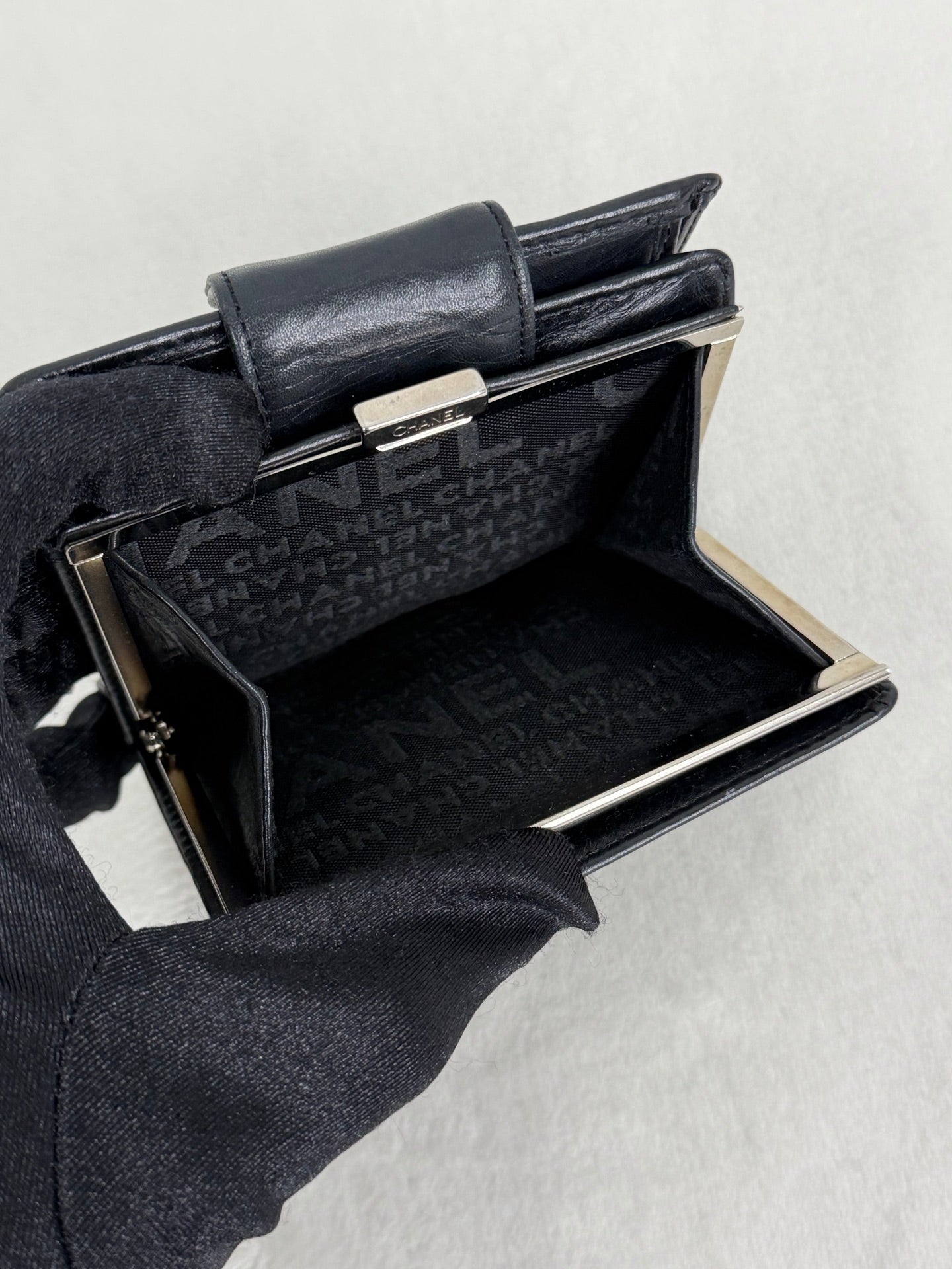 CHANEL DoubleC Logo Quilted Bifold Wallet