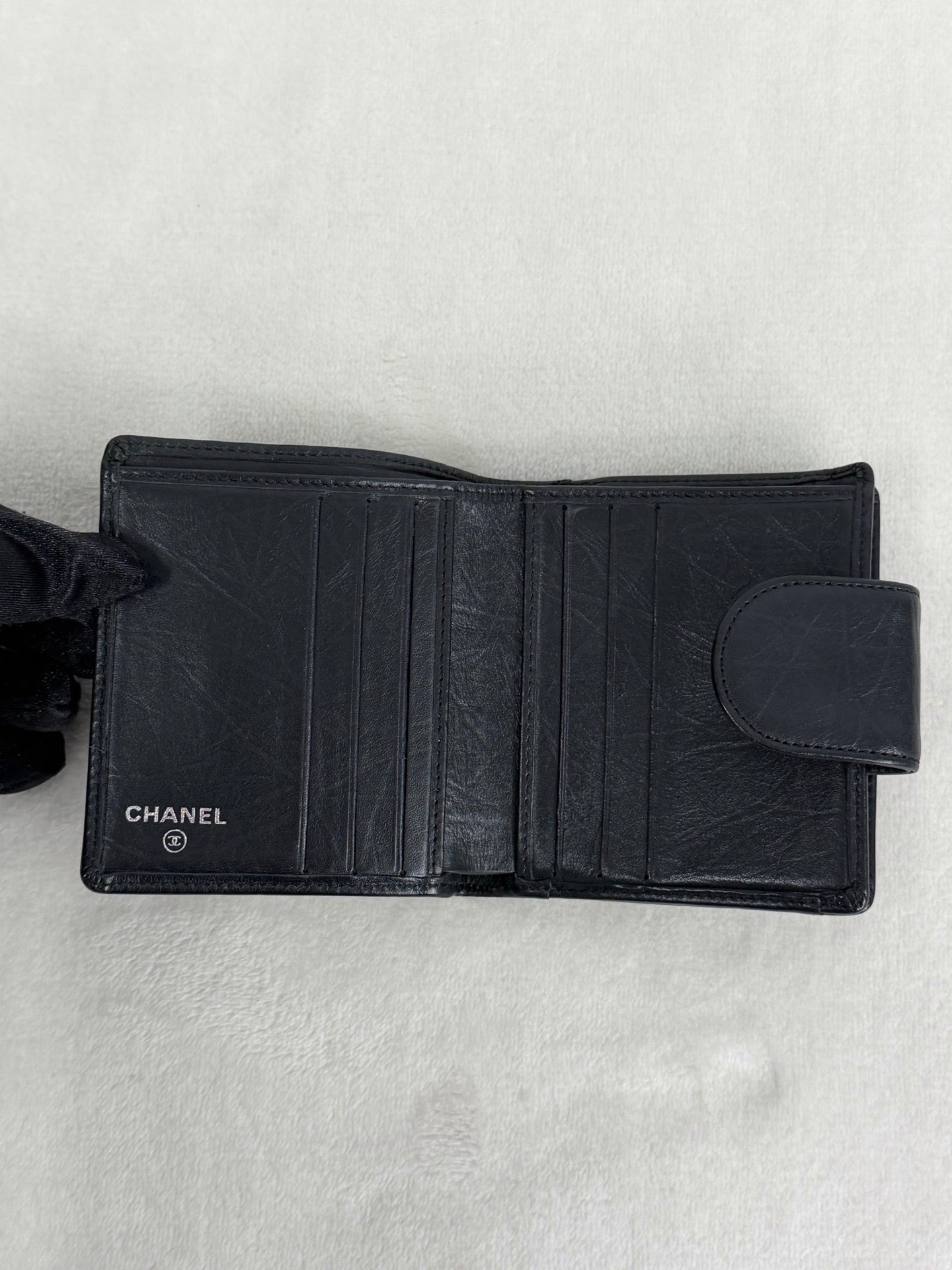 CHANEL DoubleC Logo Quilted Bifold Wallet