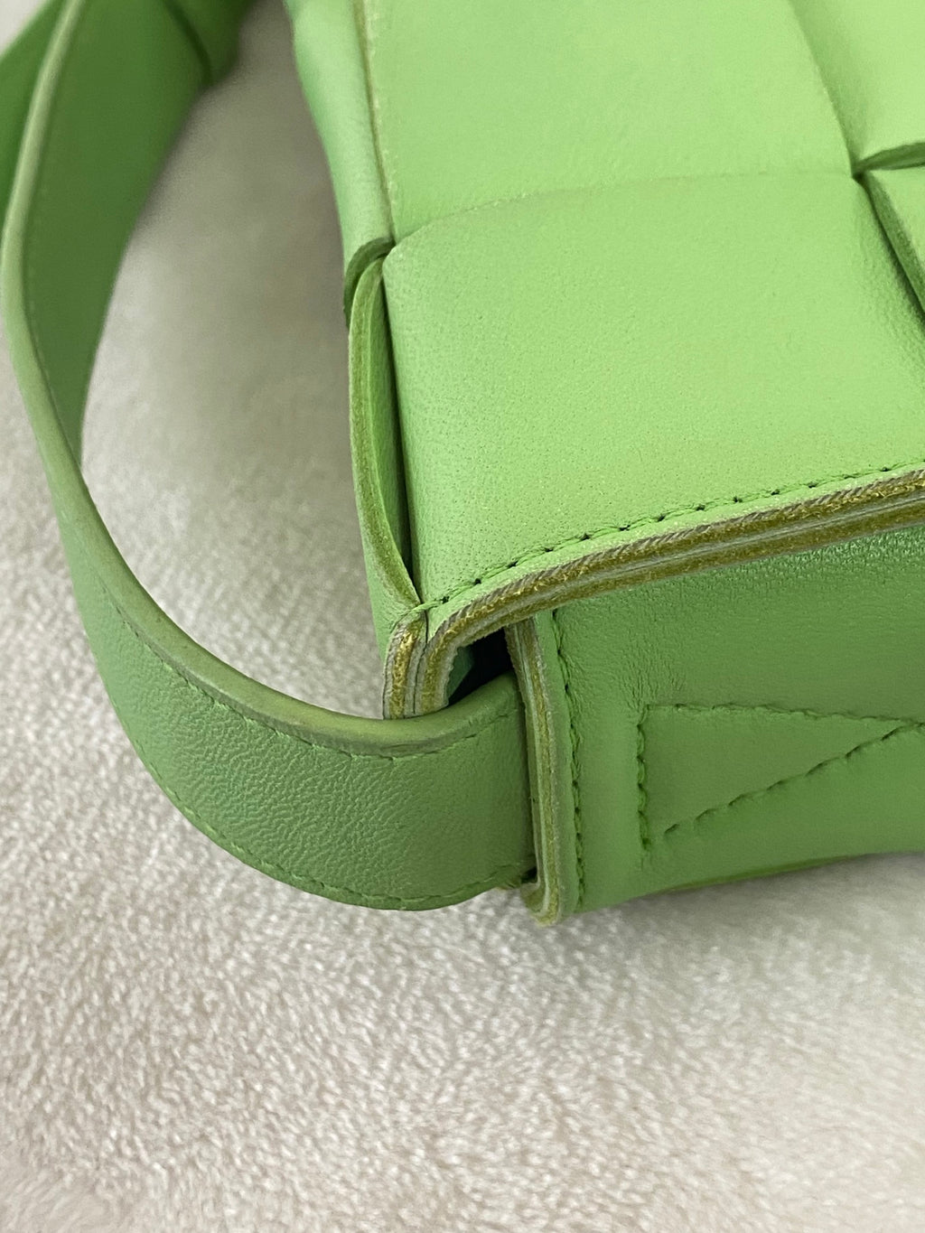 Bottega Veneta Cassette Grass Green Shoulderbag