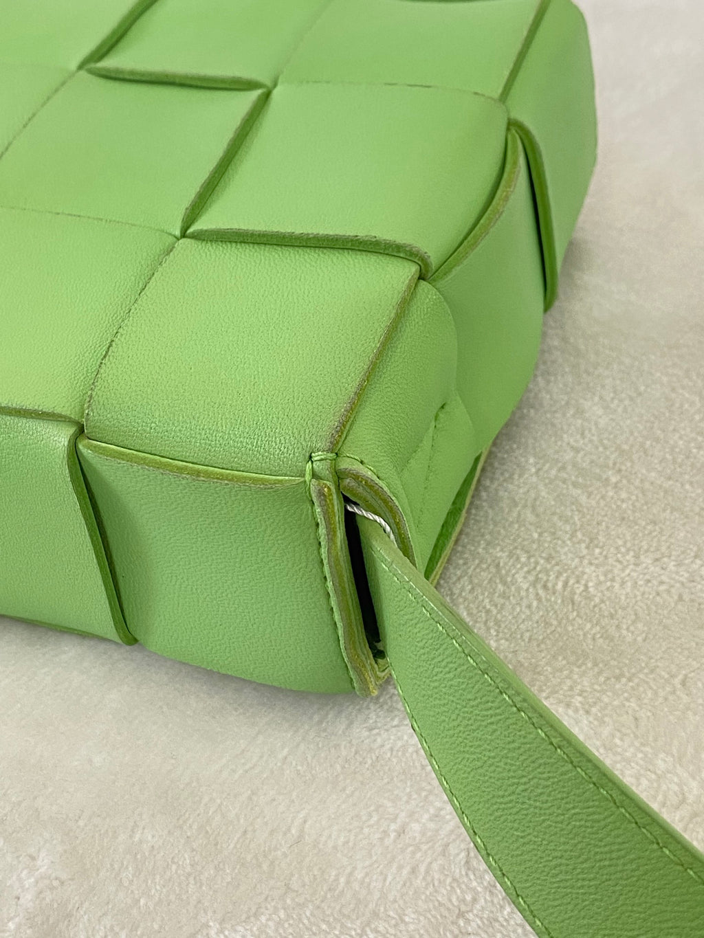 Bottega Veneta Cassette Grass Green Shoulderbag
