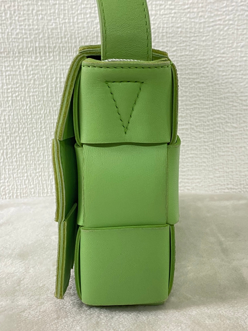 Bottega Veneta Cassette Grass Green Shoulderbag