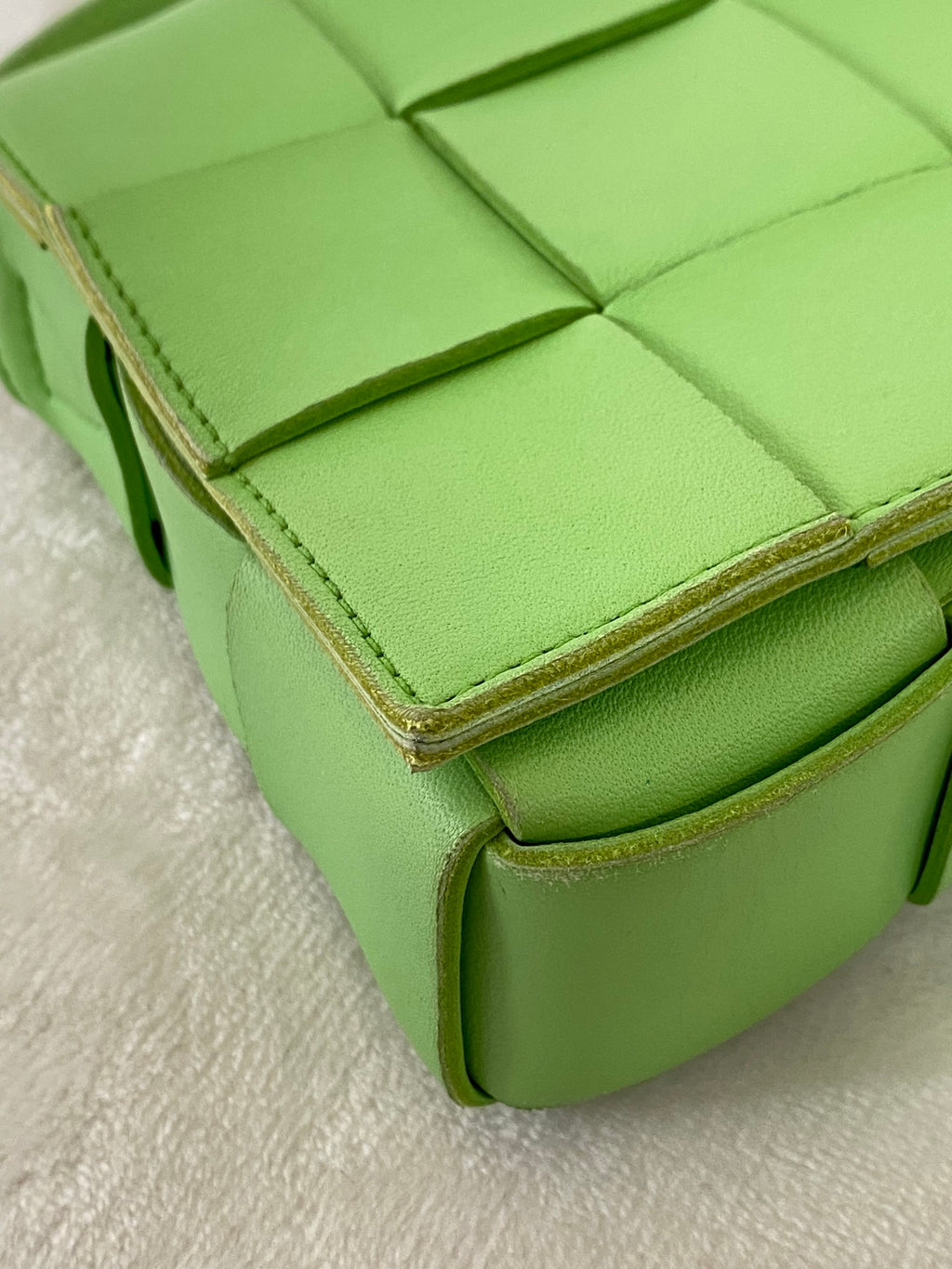 Bottega Veneta Cassette Grass Green Shoulderbag