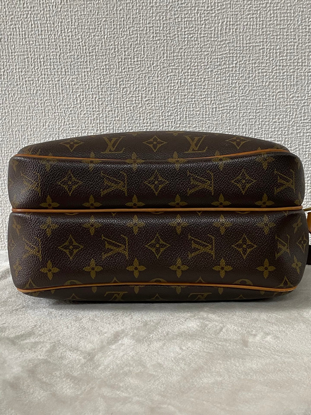 LOUIS VUITTON Reporter PM Crossbody Bag