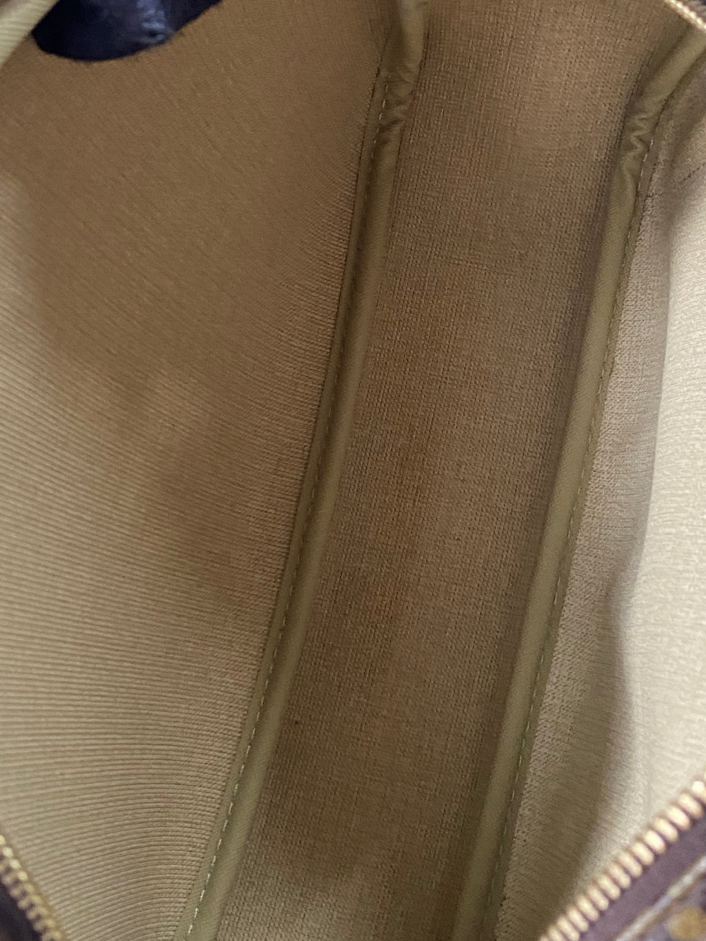 LOUIS VUITTON Reporter PM Crossbody Bag