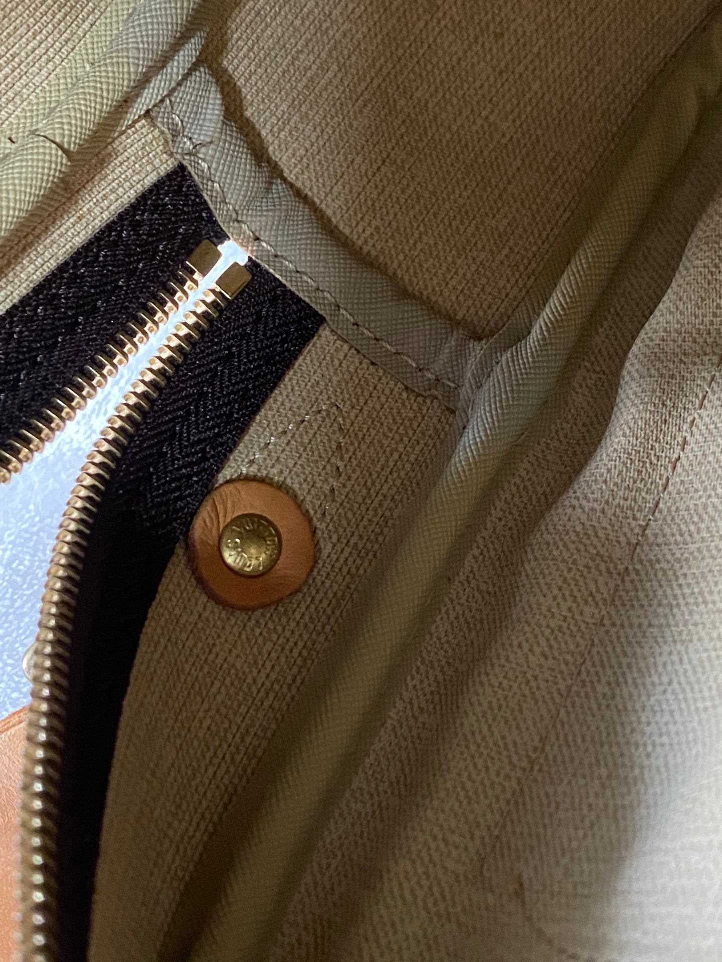 LOUIS VUITTON Reporter PM Crossbody Bag