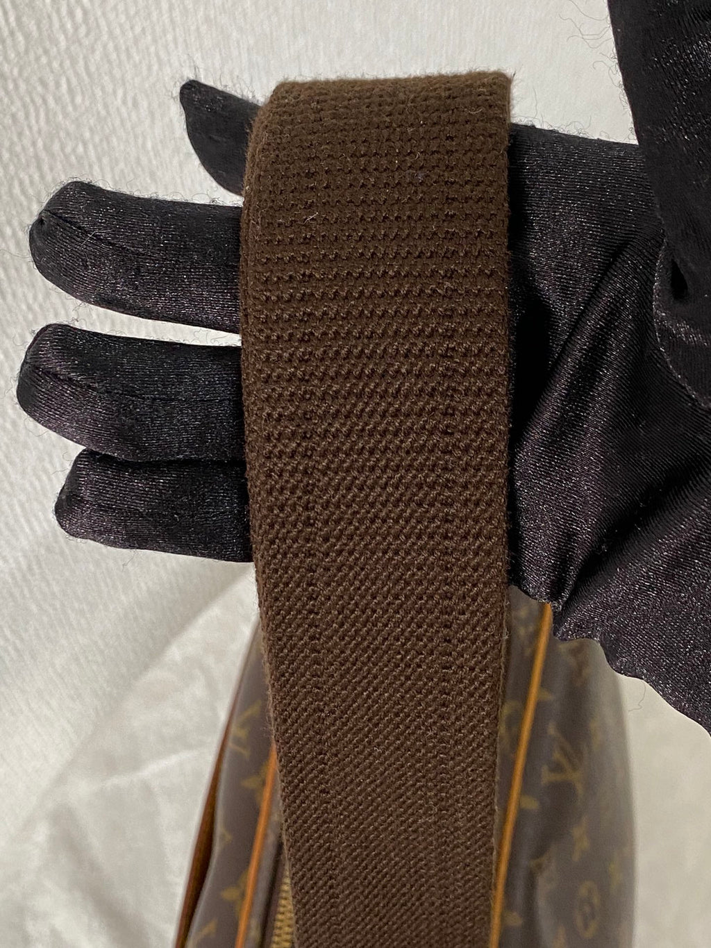 LOUIS VUITTON Reporter PM Crossbody Bag