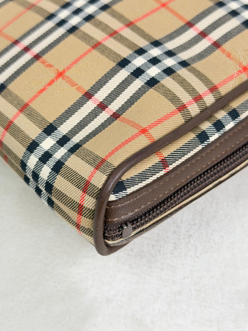 BURBERRY Check Pattern Clutch
